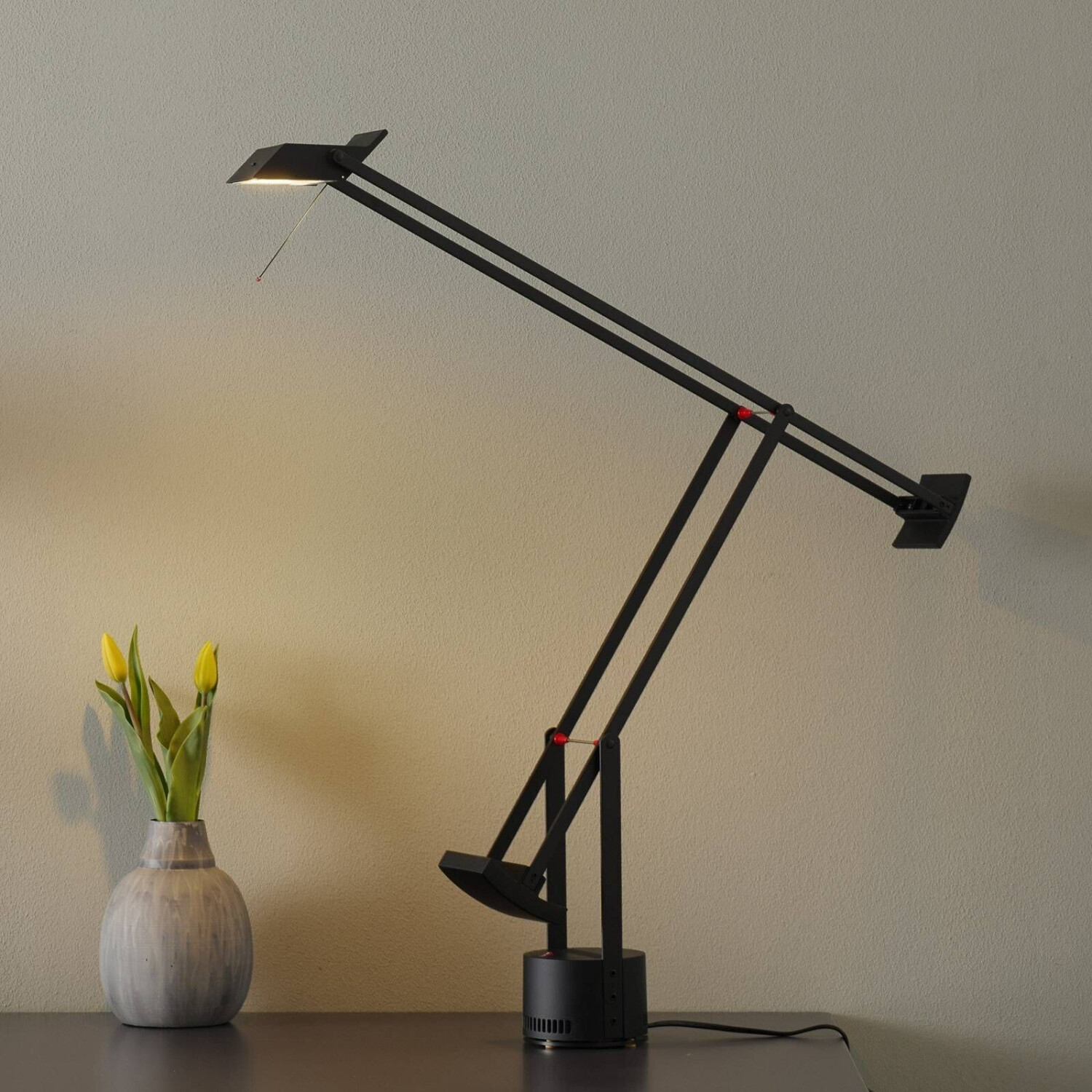 Artemide Tizio LED table lamp 3,000 K, black