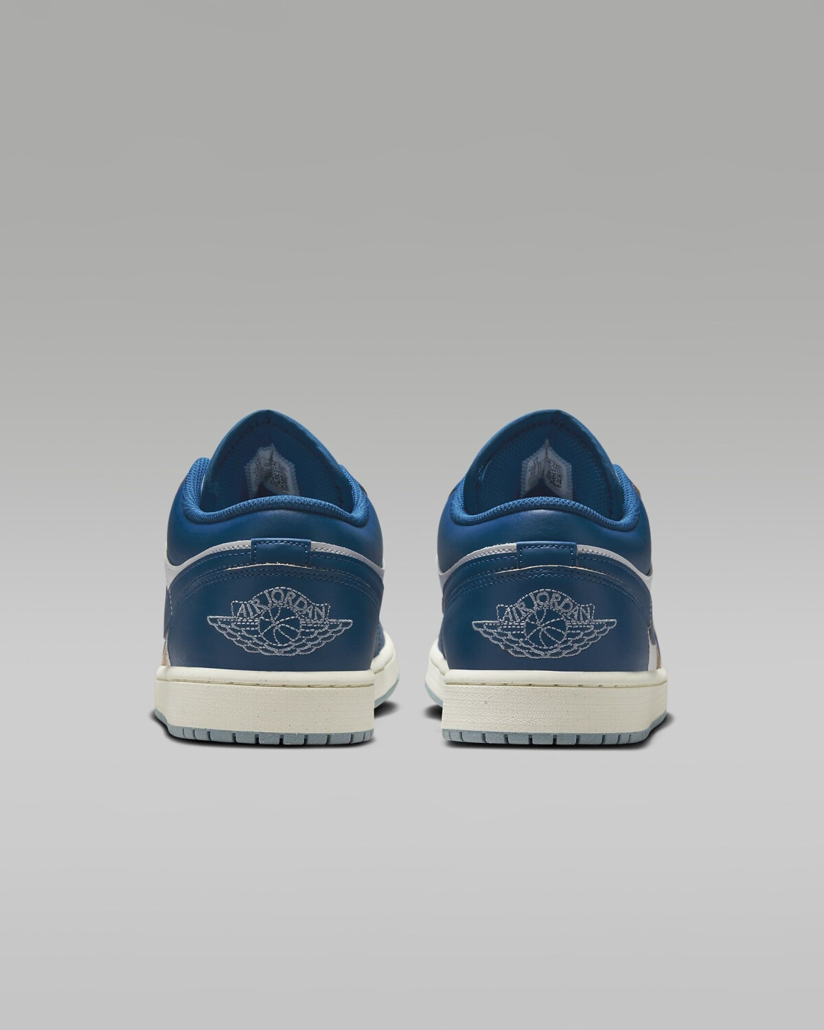 Nike jordan 1 low se blue deals