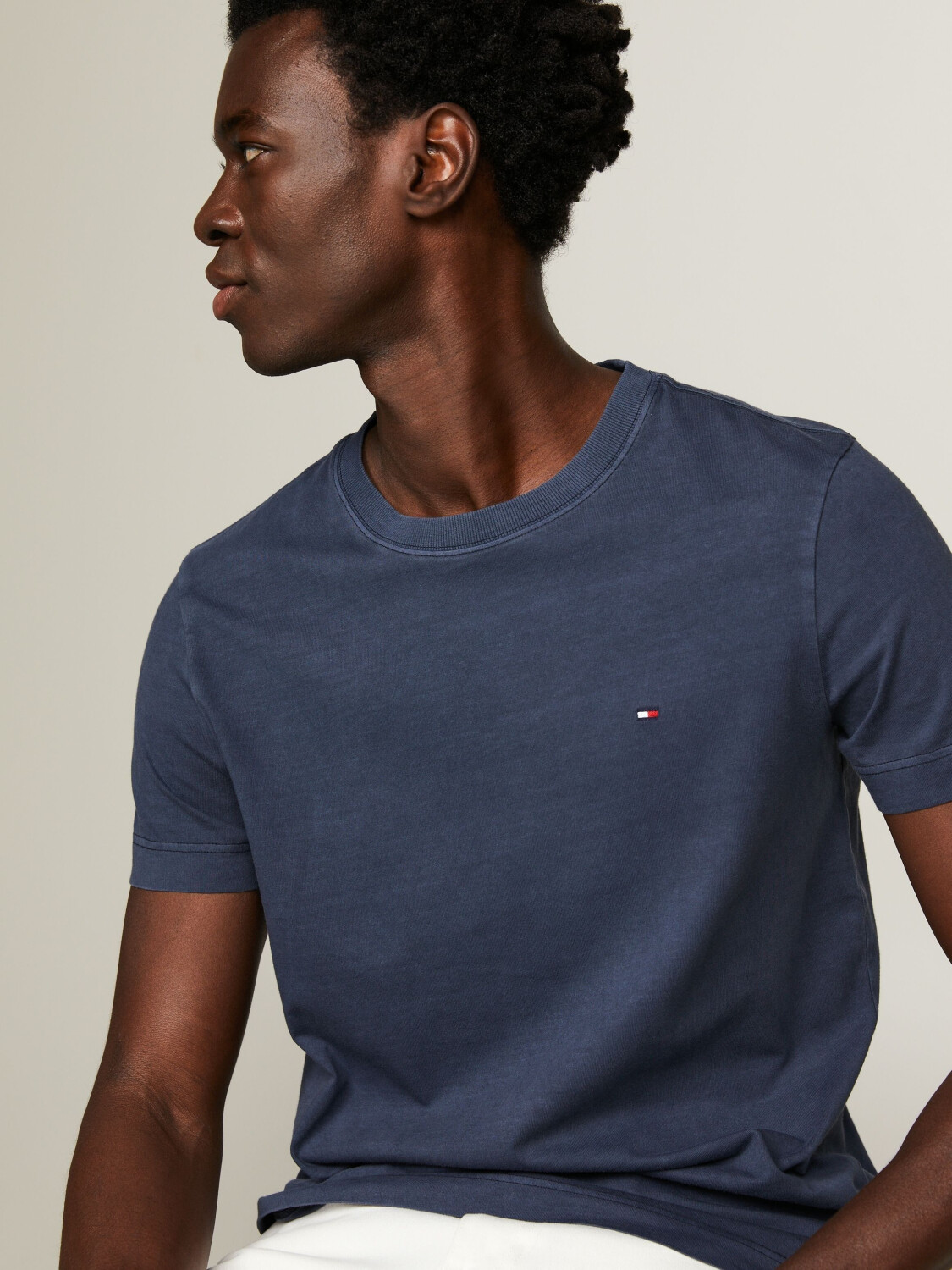 Tommy Hilfiger Garment Dyed Slim Fit T-Shirt (MW0MW36668) desert 