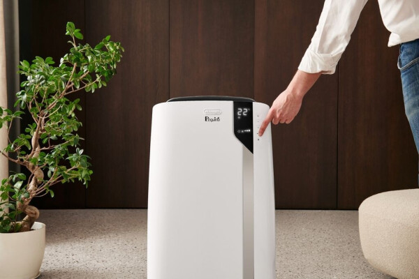 De'Longhi PAC EX93 Whisper Technology Klimageräte mobi 2,5 kW (0151454025), Bild 10