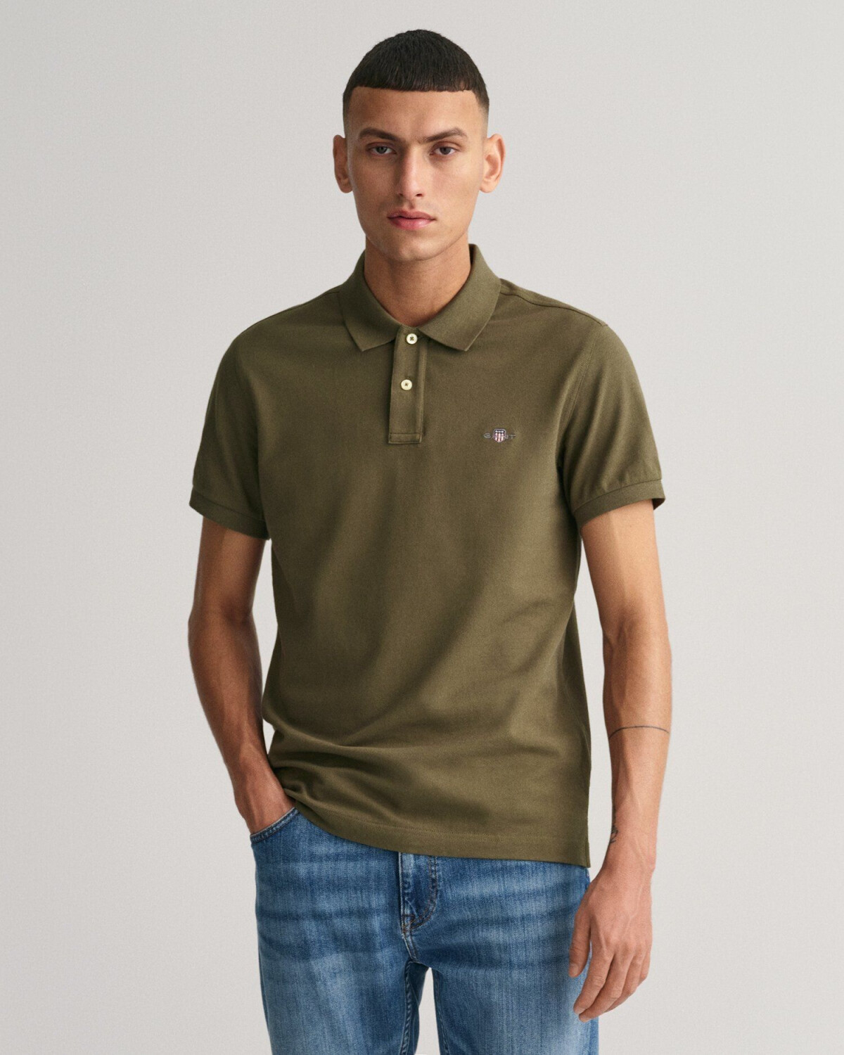 GANT Slim Fit Archive Shield Piqué Polo Shirt (2220) juniper green