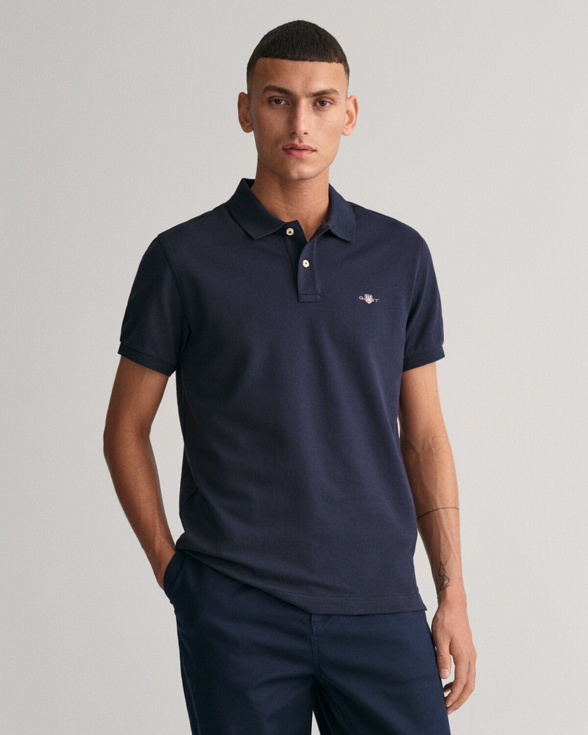 GANT Slim Fit Archive Shield Piqué Polo Shirt (2220) evening blue