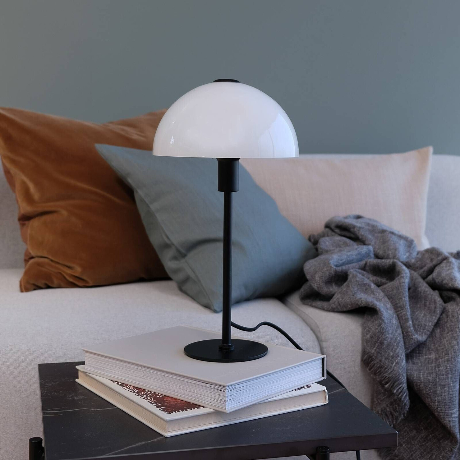 Dyberg Larsen Jazz table lamp, opal/black