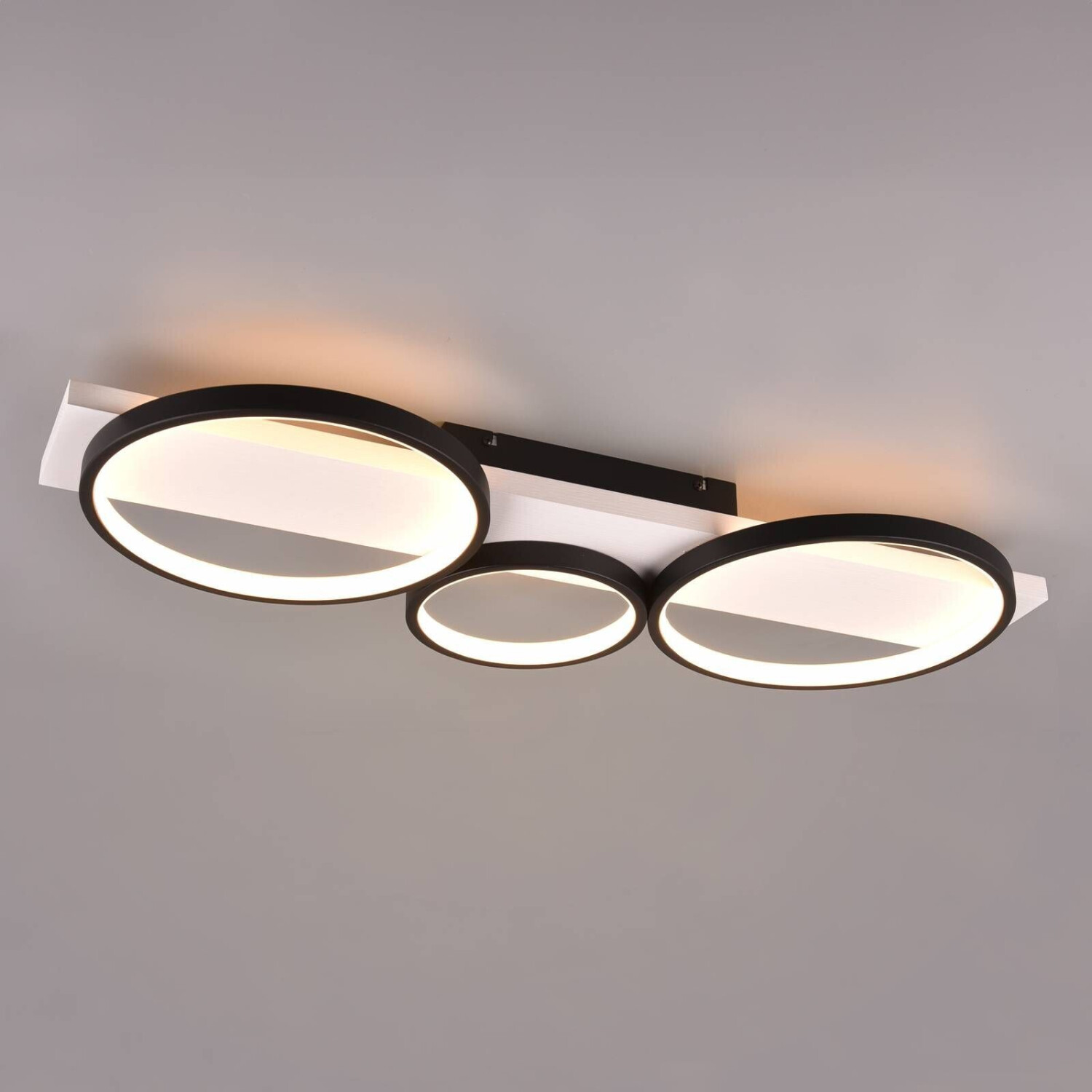 Trio Medera LED ceiling light, three-bulb, black