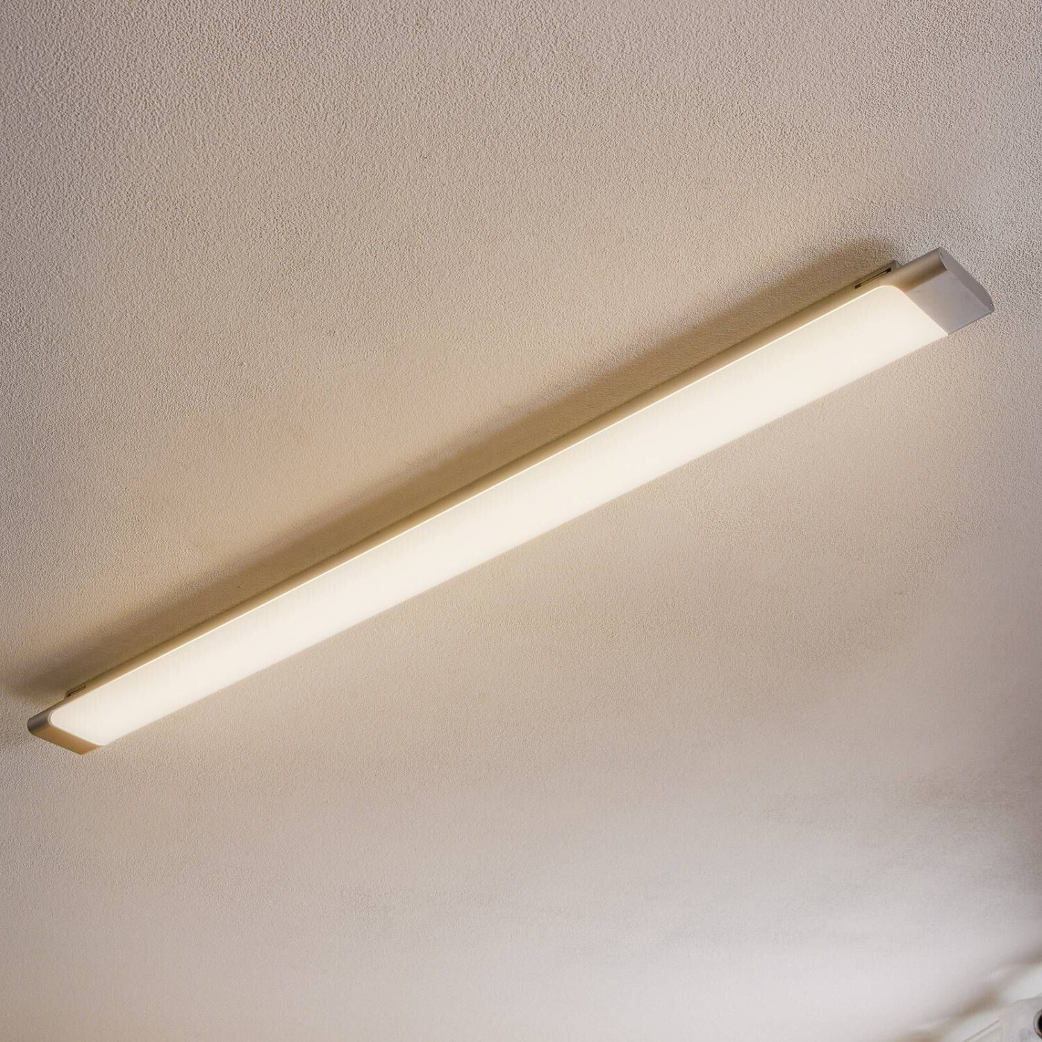 Arcchio Vinca LED ceiling light, length 120 cm