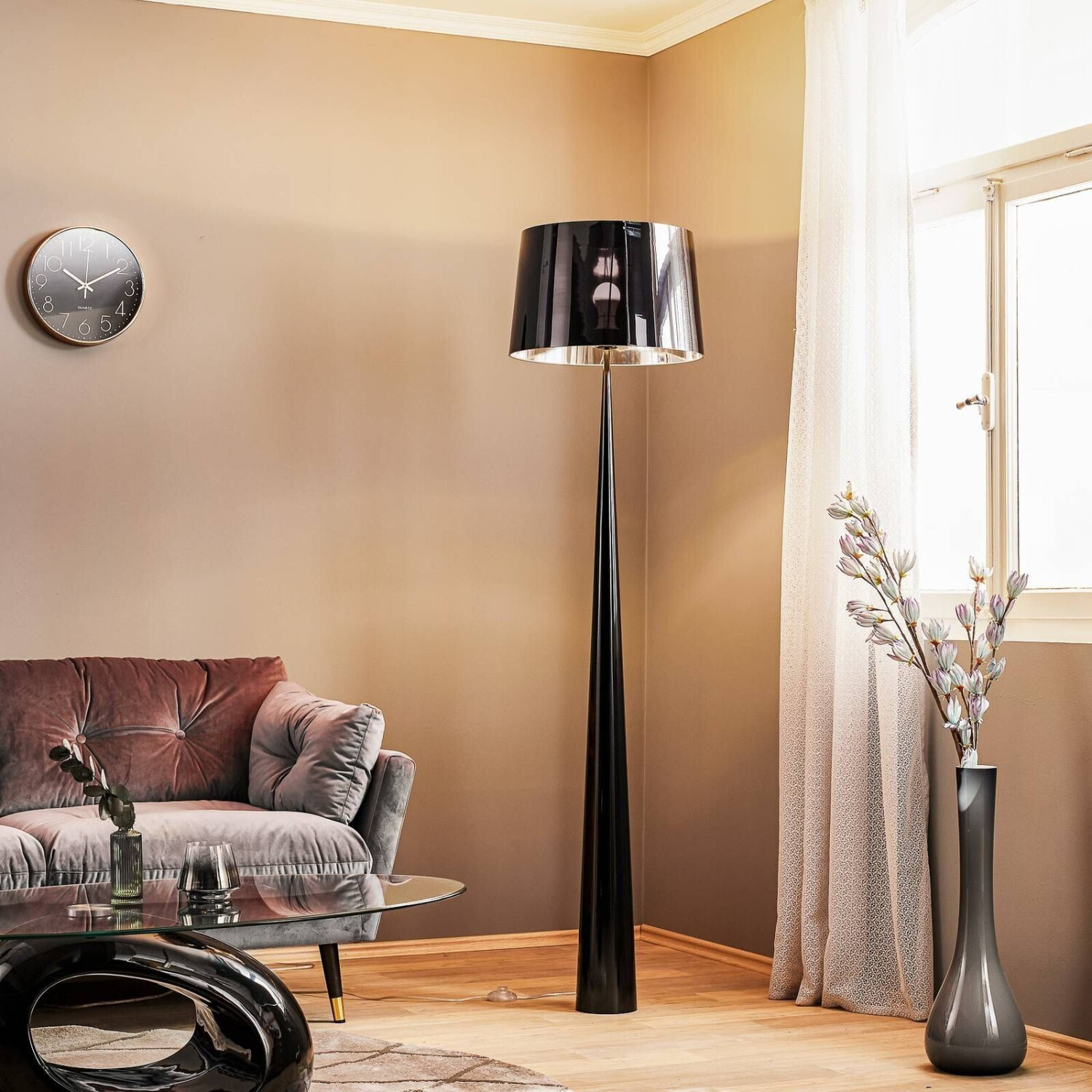 Aluminor Totem LS floor lamp with chrome finish, black