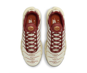 Air max plus oro 2025