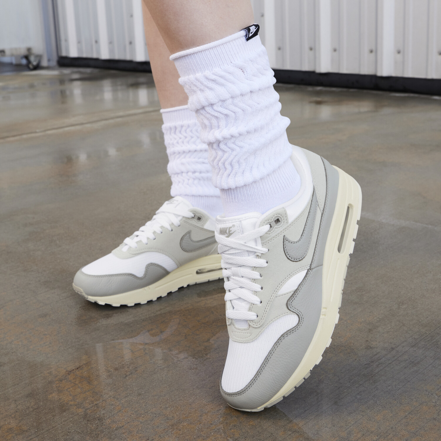 Nike Air Max 1 87 Women pure platinum blanco sail light smoke grey ab 66 49 Preisvergleich bei idealo