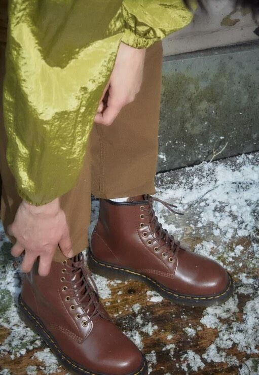 Dr. Martens Vegan Brown Norfolk Flat Brown Borg Fleece Schuhe ab 137 97 Preisvergleich bei idealo