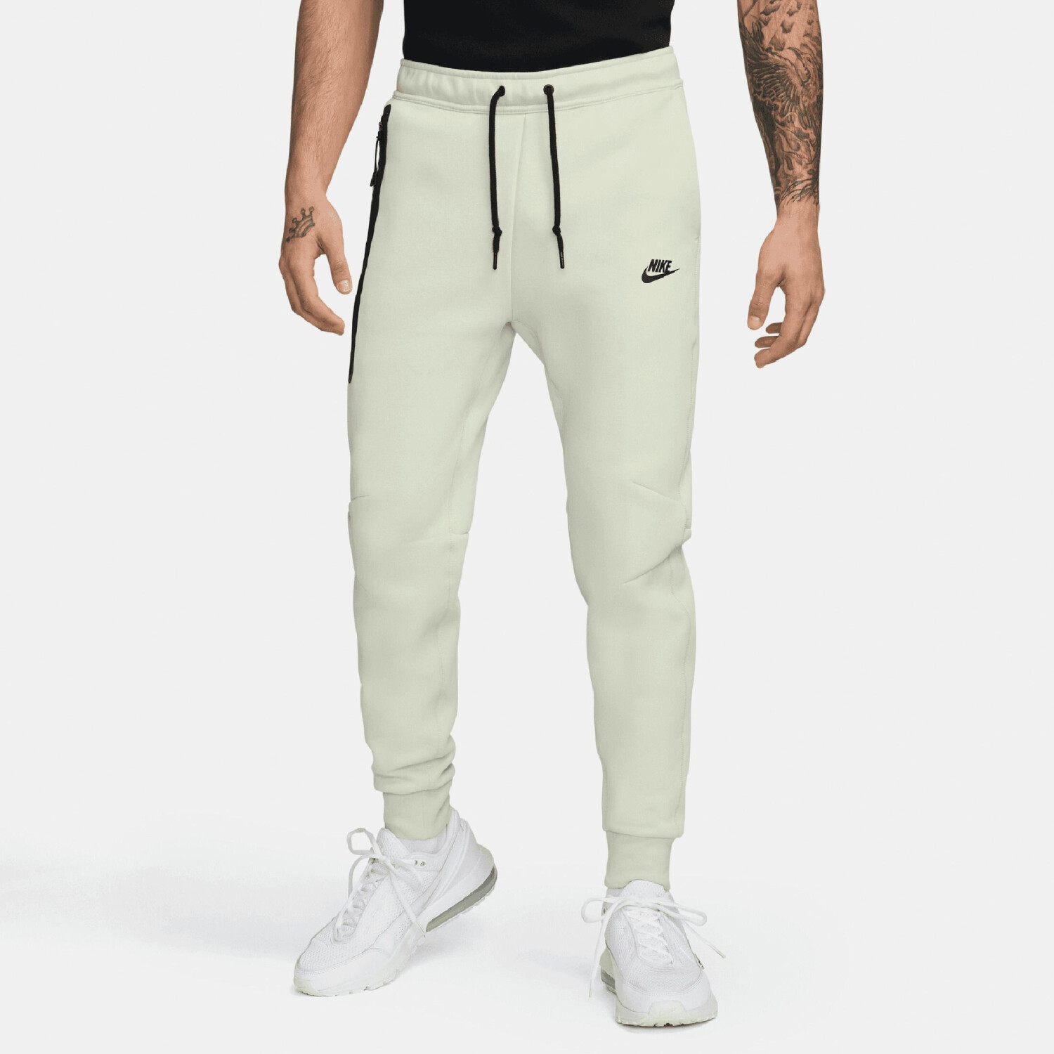 Buy Nike Sportswear Tech Fleece Pants neutral olive medium olive black from 49.99 Today Best Deals on idealo