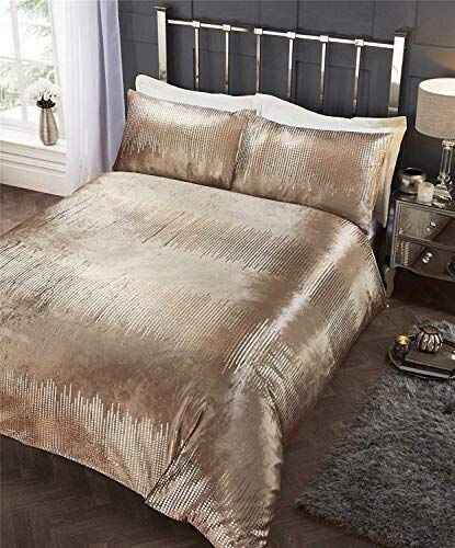Rapport Home Tiffany gold crushed velvet bedding set