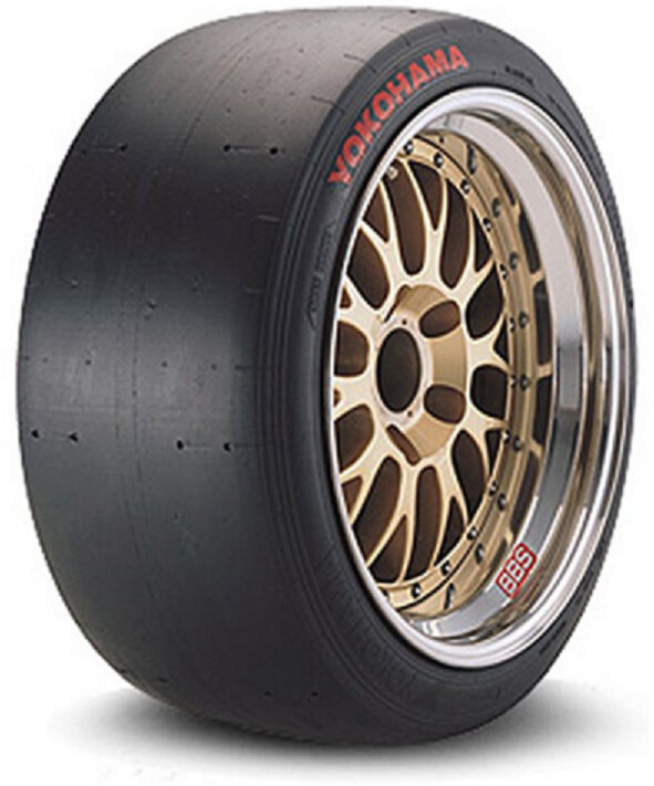 Yokohama Advan A005 190/560 R15 SLICK MEDIUM