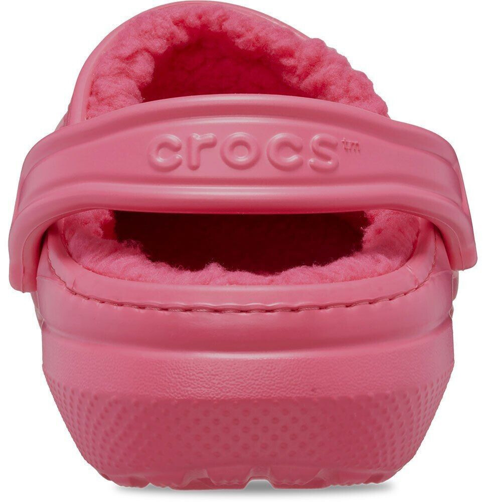 Pink crocs with fuzz discount