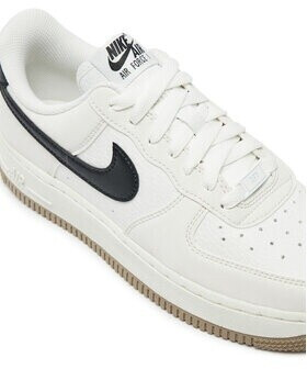 Nike Air Force 1 07 SE Suede Damenschuh weiB ab 107 99 Preisvergleich bei idealo