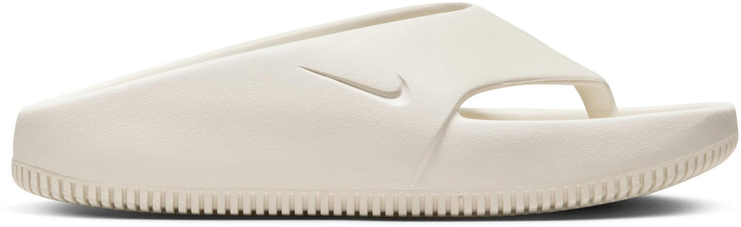Nike Calm Women