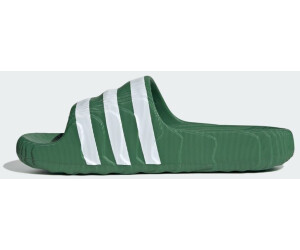 Adidas Pantolette Adilette 22 grun weiB ab 39 00 Preisvergleich bei idealo
