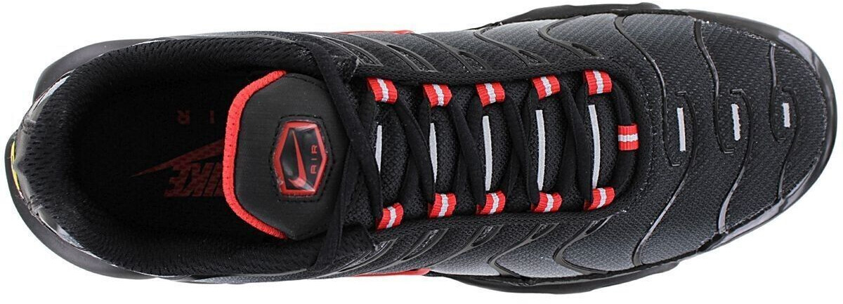 Schuh air max plus black/university red-wolf grey outlet