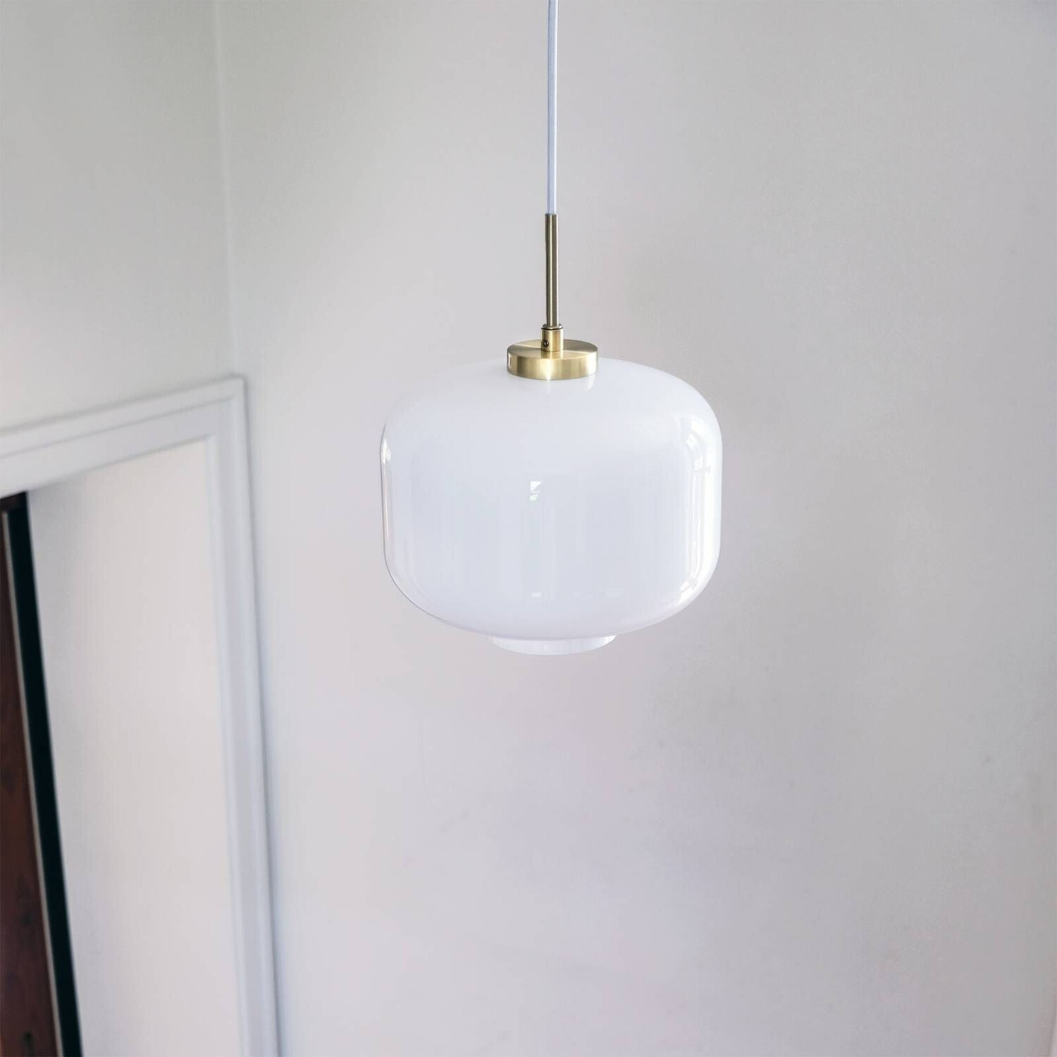 Dyberg Larsen Arp pendant lamp, brass suspension