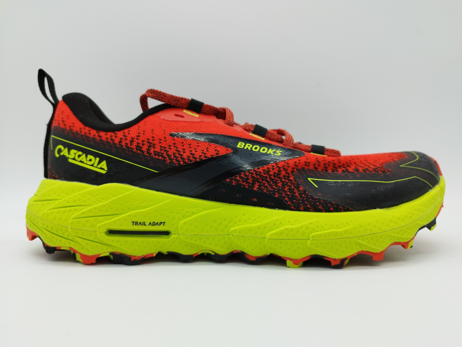 Brooks Cascadia 18 (110426-1D) cherry tomato/lime/black