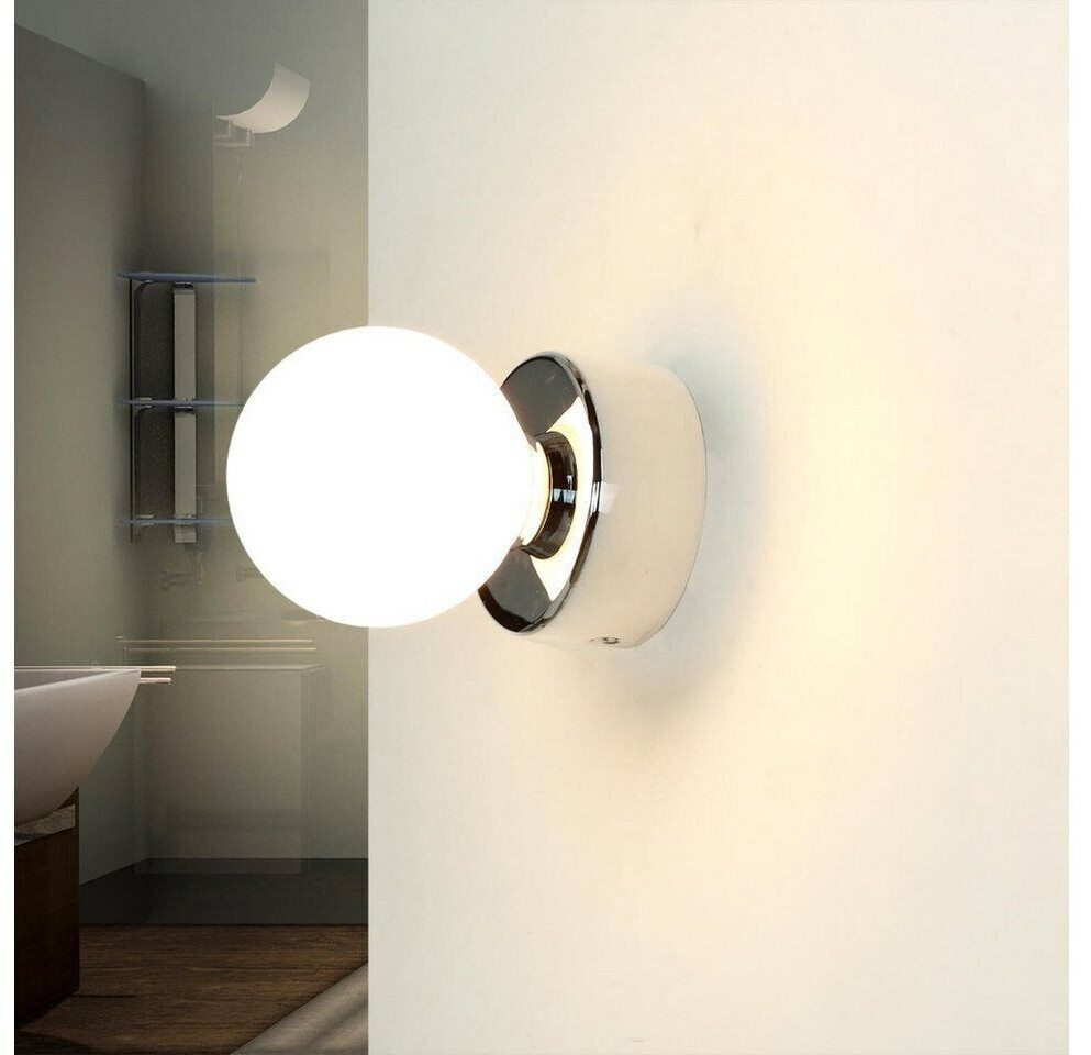 Licht-Erlebnisse Wall lamp bathroom IP44 round in chrome Ø8cm small