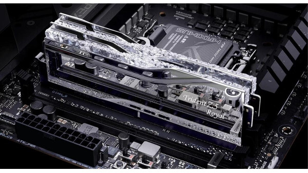 G.Skill Trident Z5 Royal 48GB Kit DDR5-8000 CL40 (F5-8000J4048F24GX2-TR5S), Bild 5