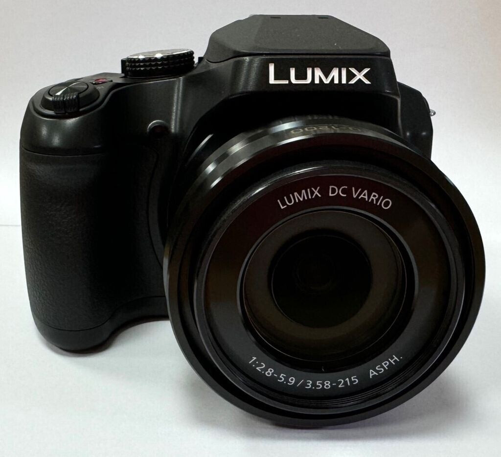 Panasonic Lumix DC-FZ82D