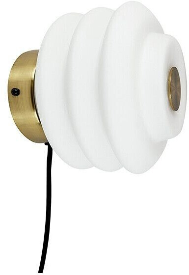 Dyberg Larsen Diva wall lamp Brass