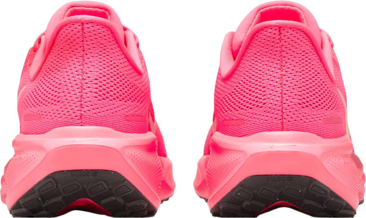 nike pegasus hot pink