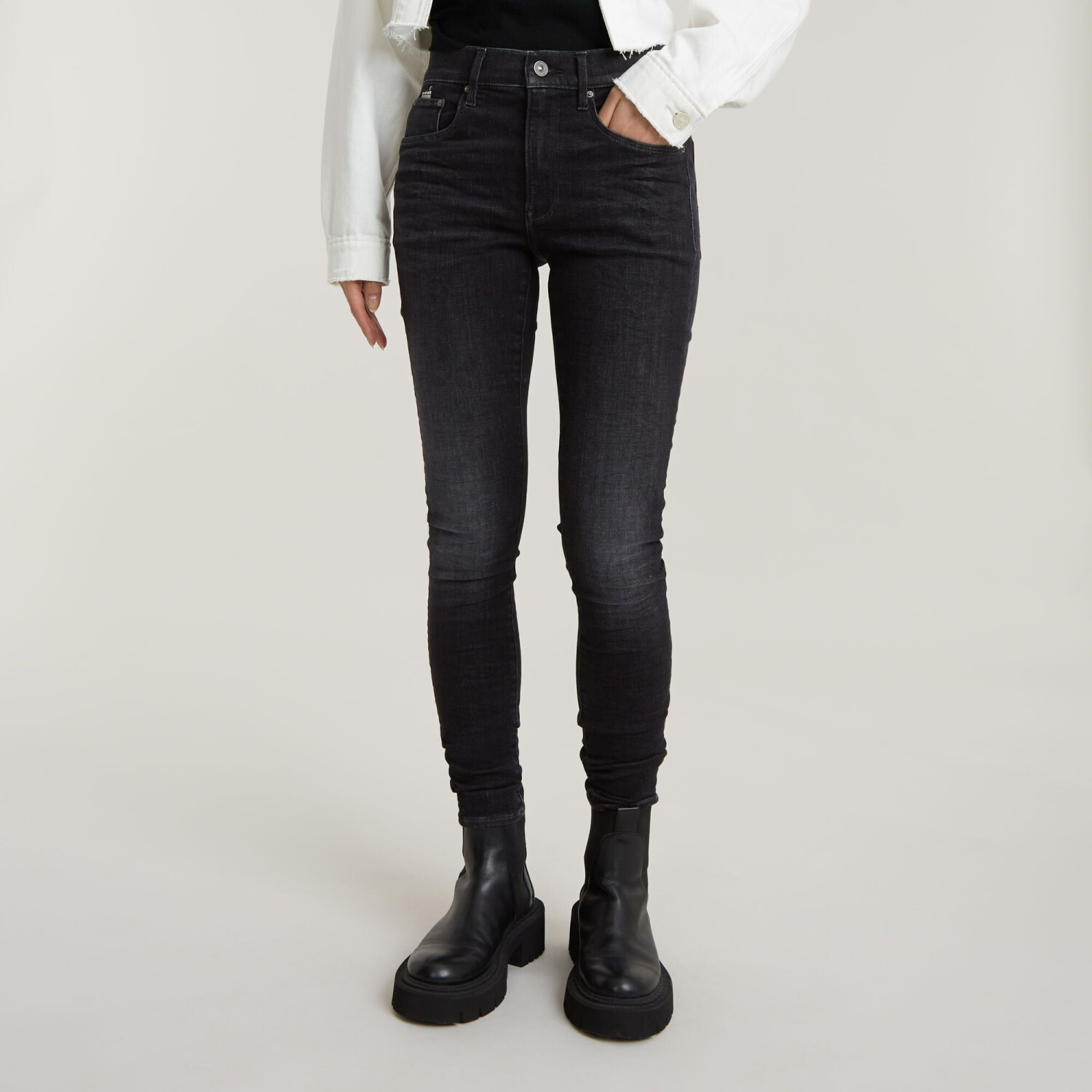 G-Star 3301 Skinny Jeans (D05175) worn in coal