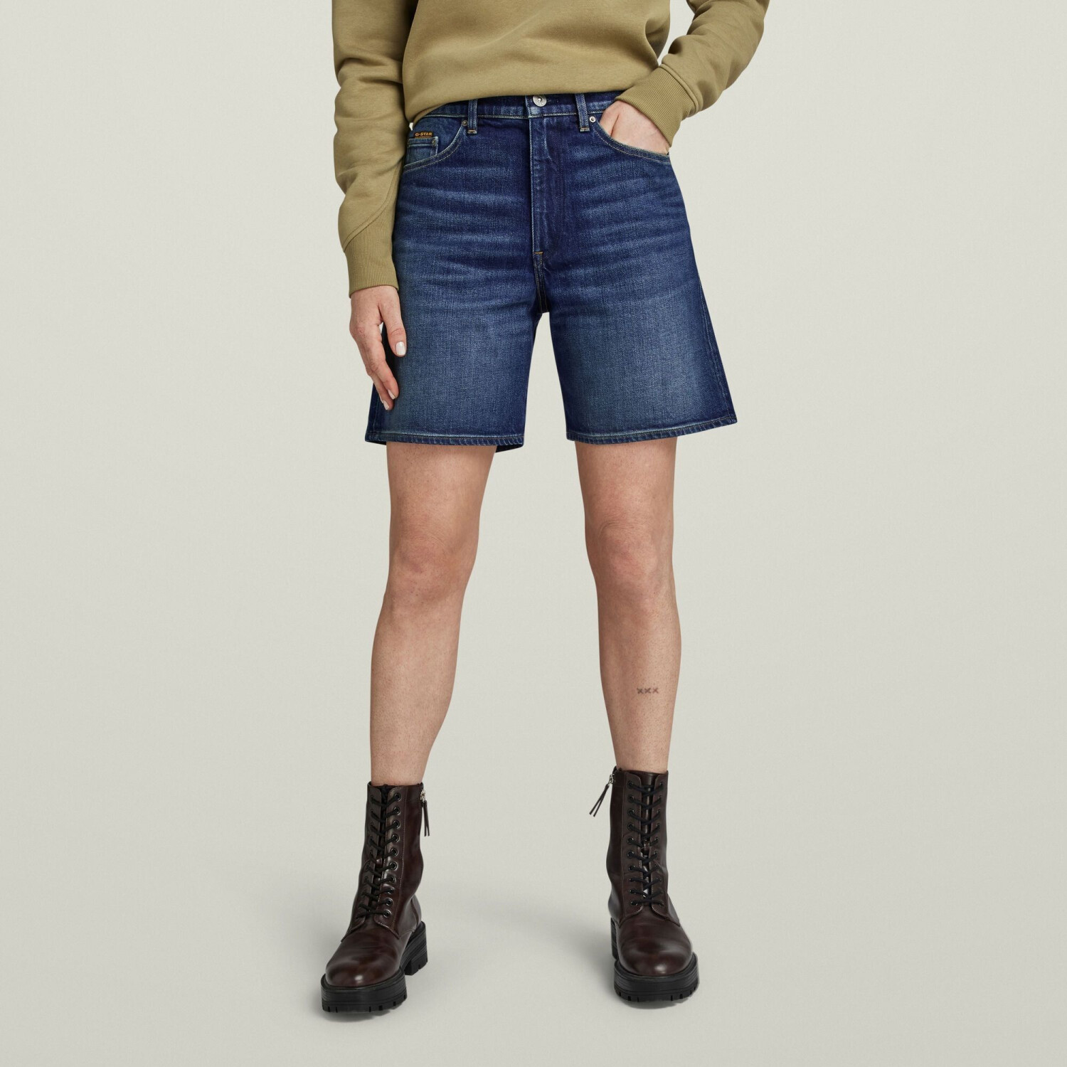 G-Star High Bermuda Shorts Clean Edge (D24372) worn in isola night