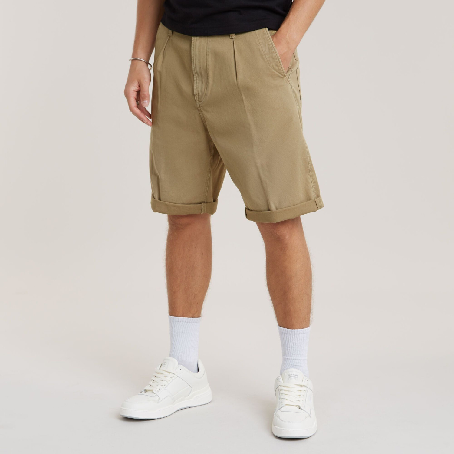 G-Star Pleated Chino Shorts (D24544) safari