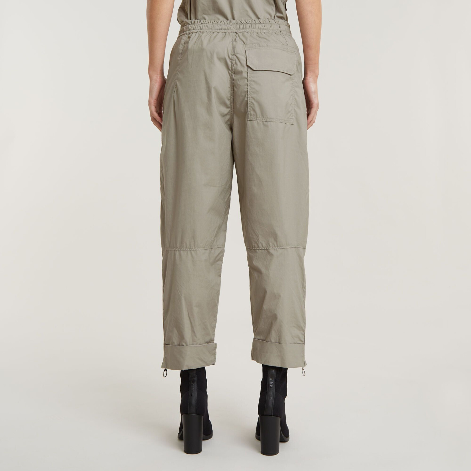 Utility cropped pants top