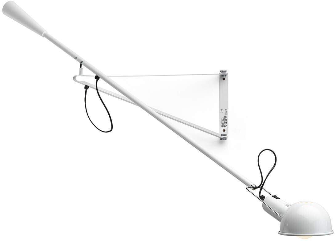 FLOS A0320009