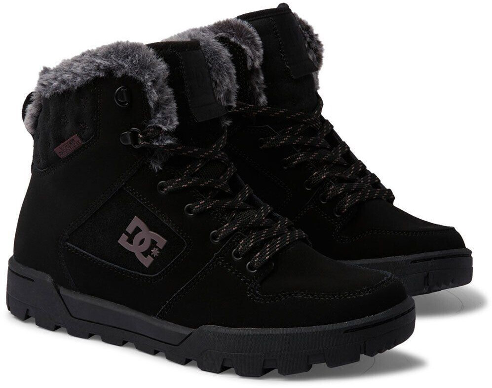 DC Shoes Manteca Trainers black