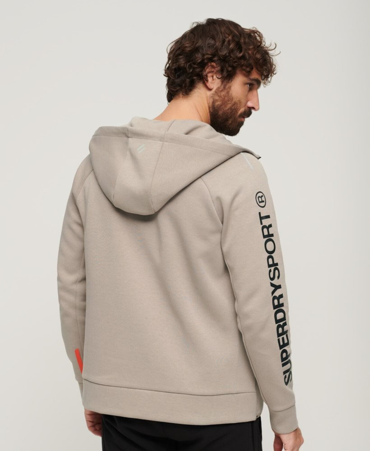 Superdry Sport Tech Logo Loose Full Zip Sweatshirt M2013531A 1PC beige ab 41 49 Preisvergleich bei idealo