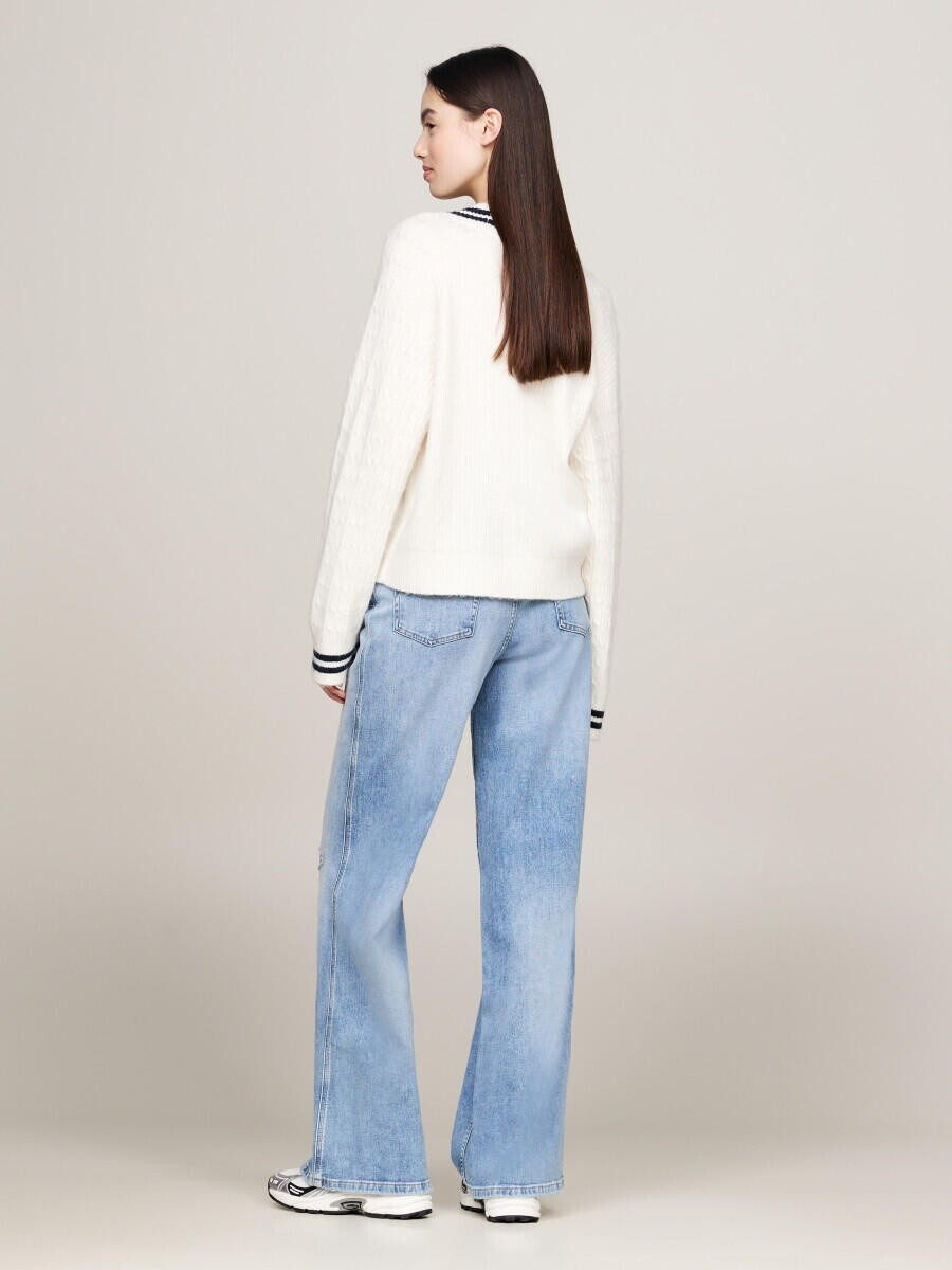 Tommy white jumper 2025