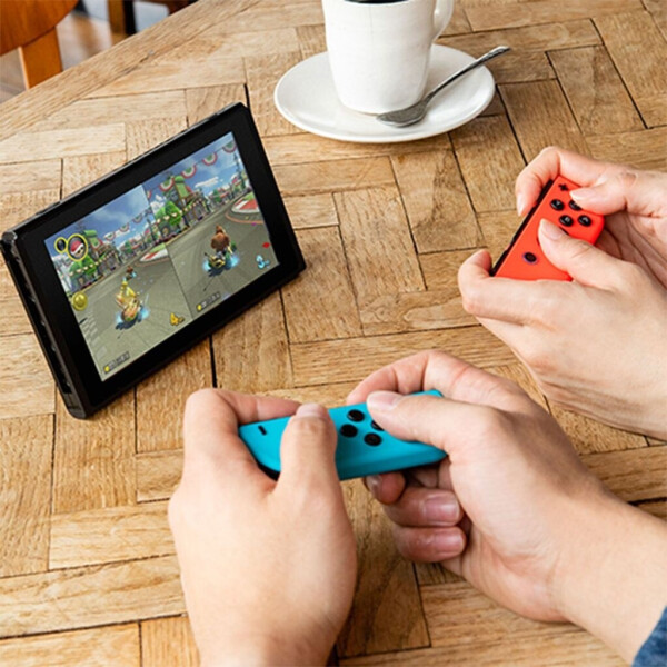 Nintendo Switch neon-rot/neon-blau Nintendo Switch Sports Set + 12 Monate Nintendo Switch Online, Bild 5
