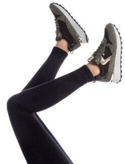 XTI 142961 Sneaker khaki