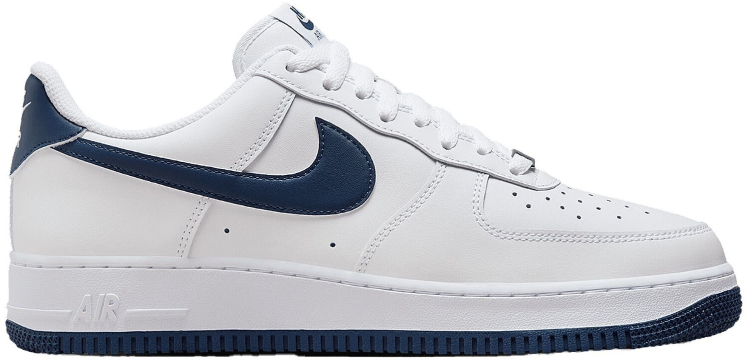 Nike Air Force 1 07 white white midnight navy Les Soldes arrivent le 8 janvier 2025 idealo