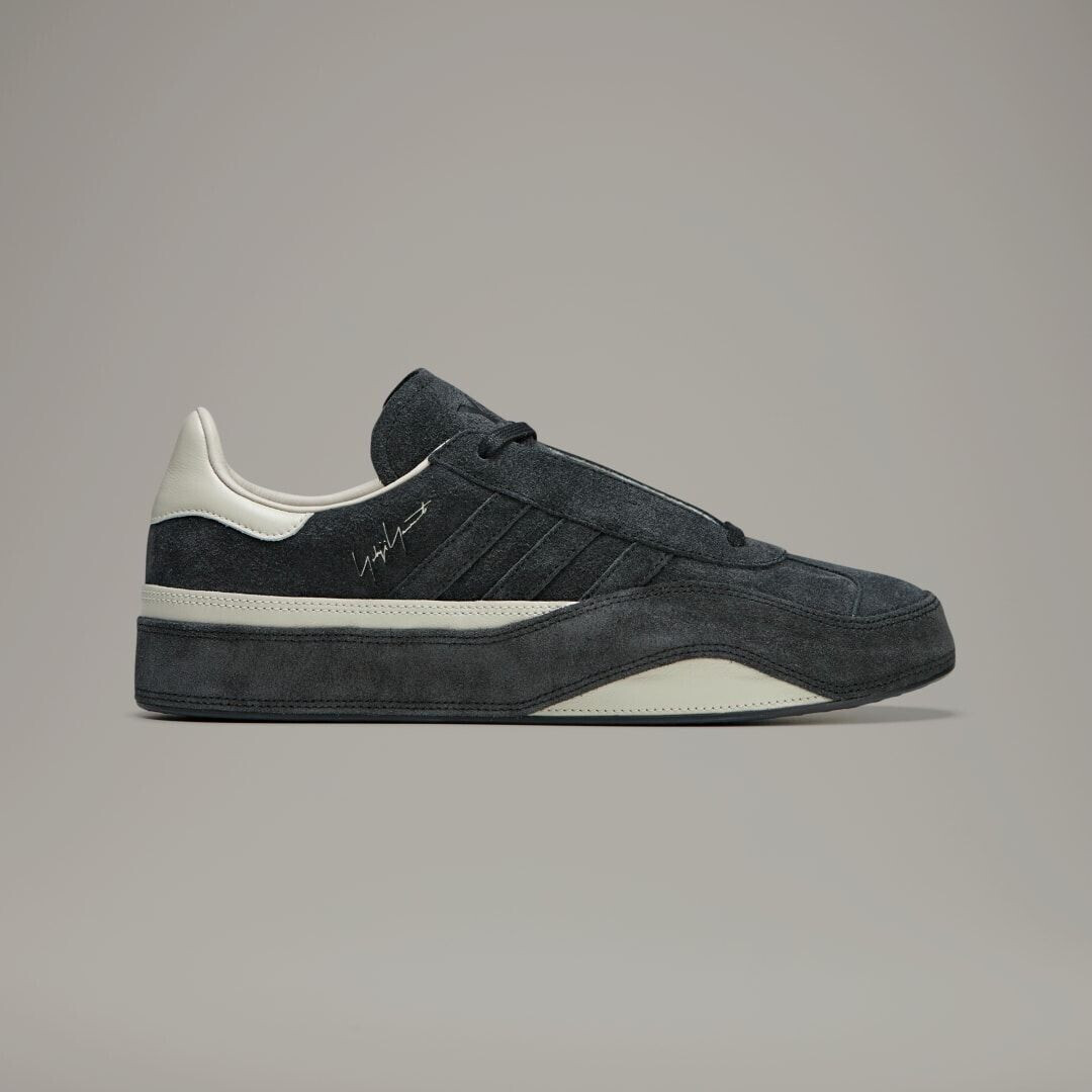 Adidas Gazelle black alumina