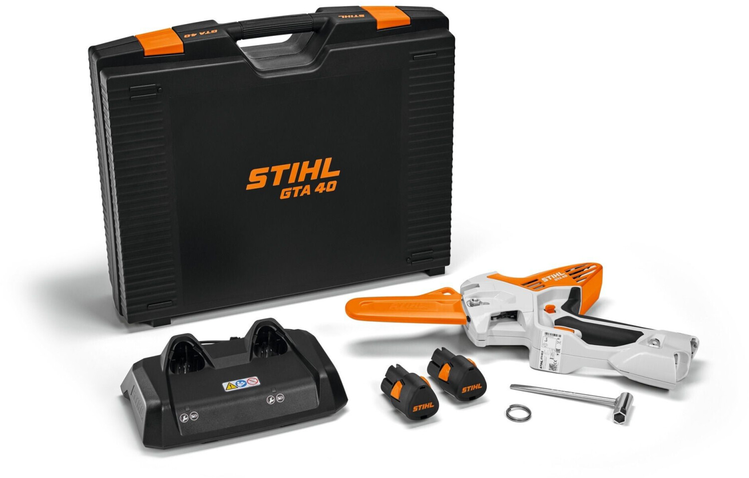 Stihl Scie de jardin GA04-011-6910 (2 batteries AS 2avec chargeur et mallette)
