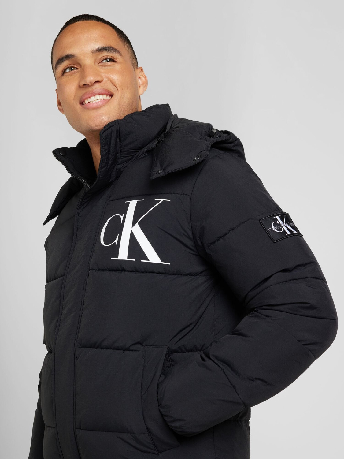 Calvin Klein Essentials Non Down Jacket J30J326104 BEH ab 120 92 Dezember 2024 Preise Preisvergleich bei idealo