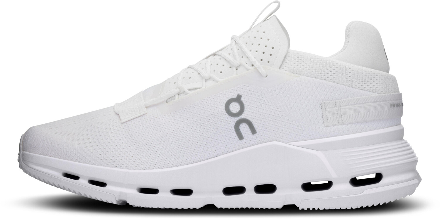 On Cloudnova 2 Women all white