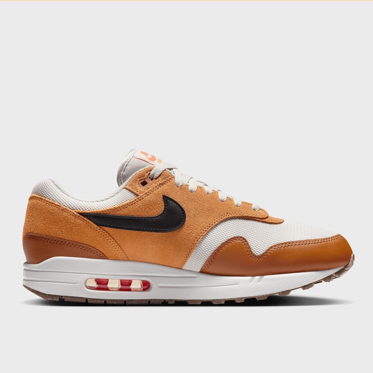 Nike air max 1 essential black light bone top