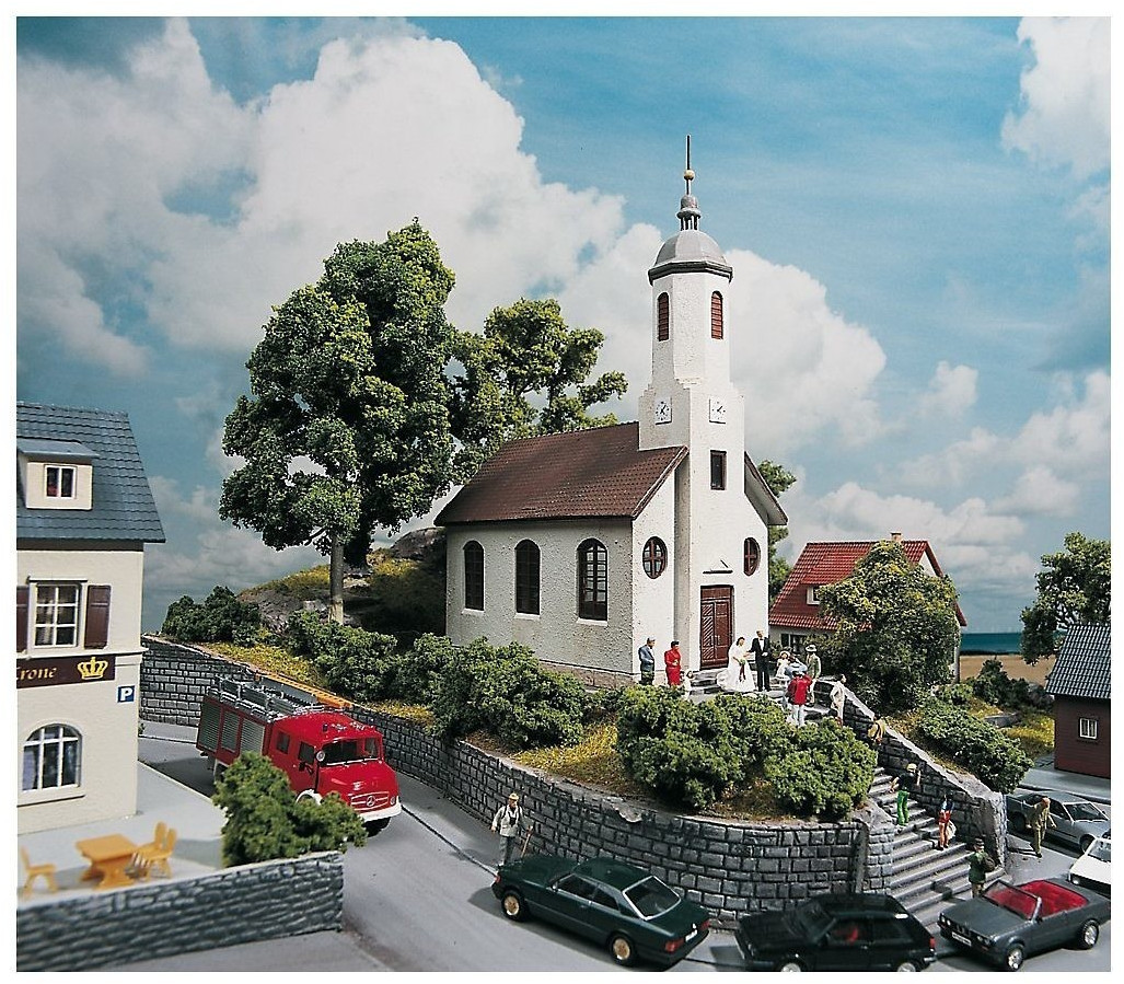Piko Église de village St. Lukas (61825)