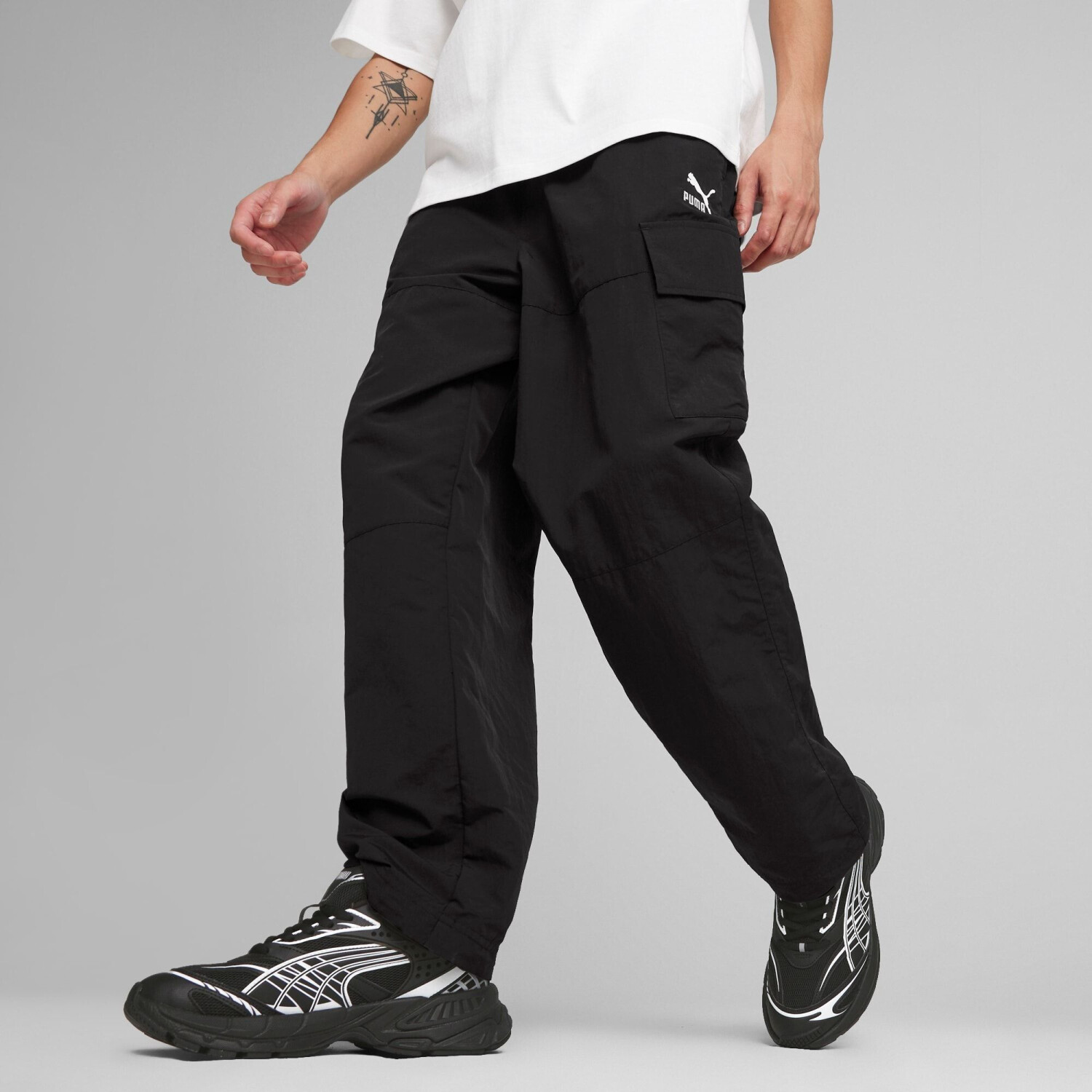 Puma Classics Cargo Pants black