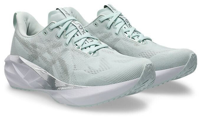asics novablast aqua