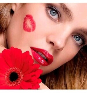 Guerlain KissKiss Shine Bloom Lipstick 509 Wild Kiss (3,2g)