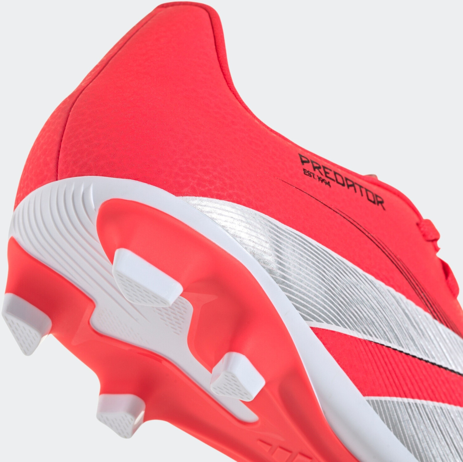 Adidas Predator Club FG/MG (ID1326) lucid red/cloud white/core black