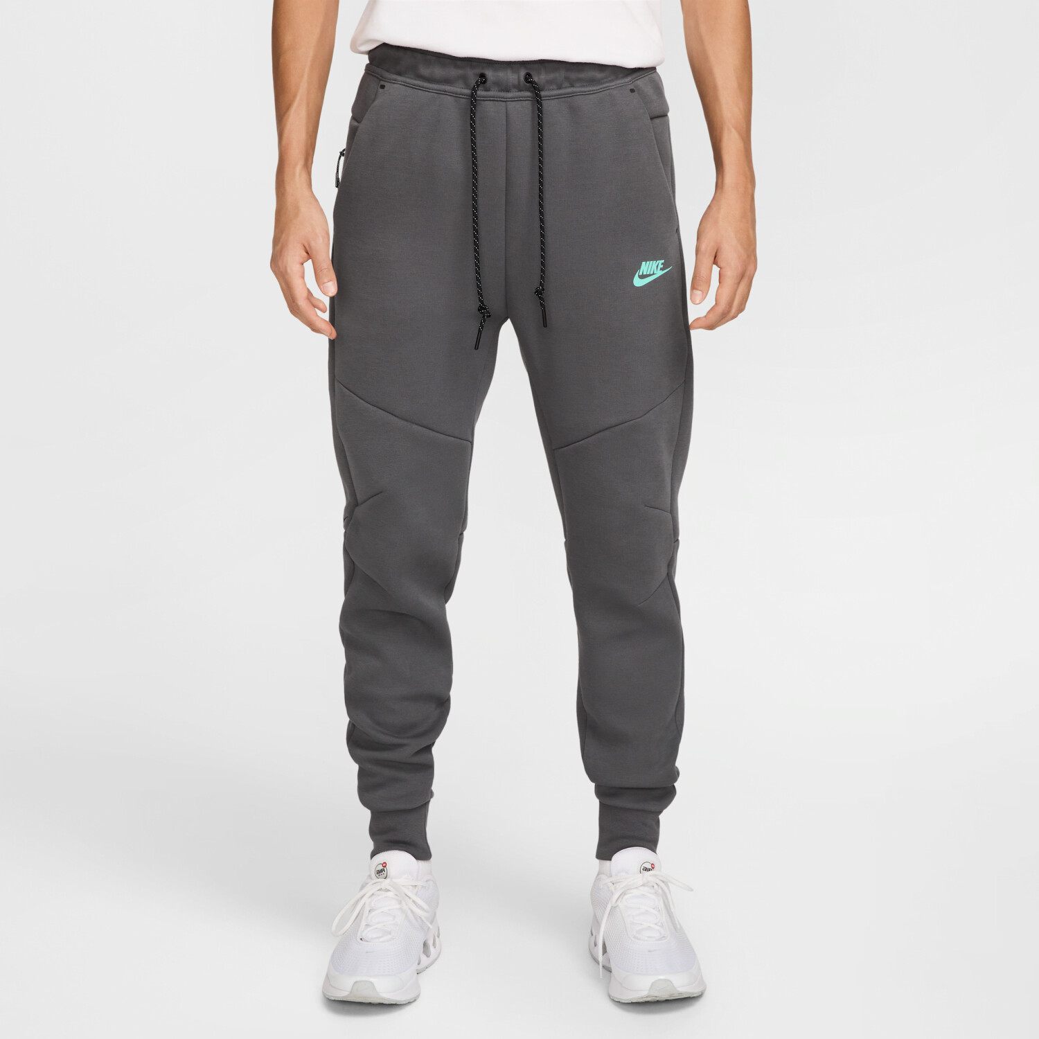 Nike Tech Fleece Jogger gray HV6513-068
